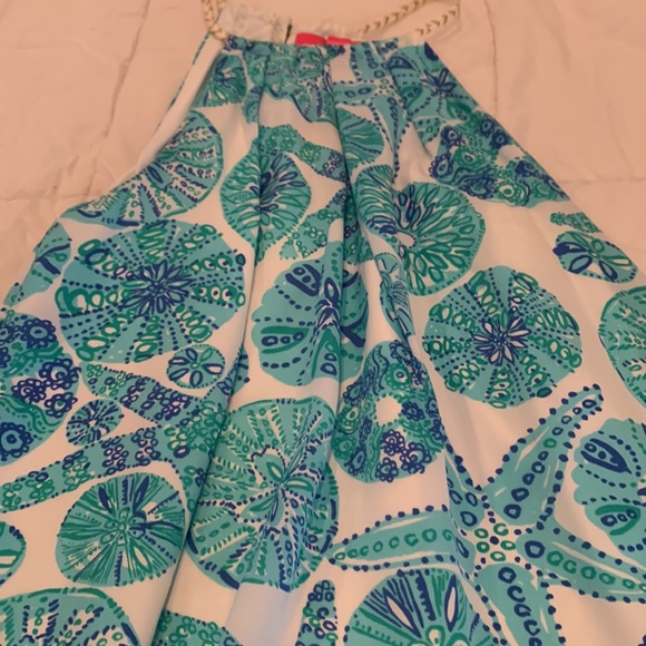 Lilly Pulitzer white top with blue shells and starfish - Picture 3 of 6
